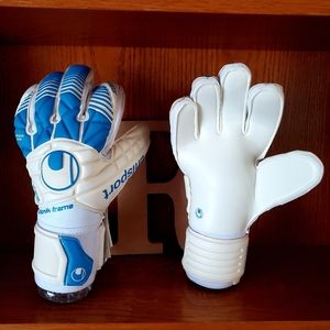 Goalkeeper gloves